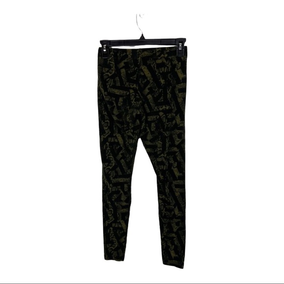 Nike‎ animal print leggings - Picture 1 of 8